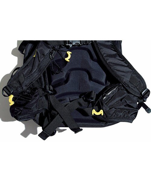 BURTON（バートン）の「Burton AK457 33L Pack Outdoor 機能後背包 黑