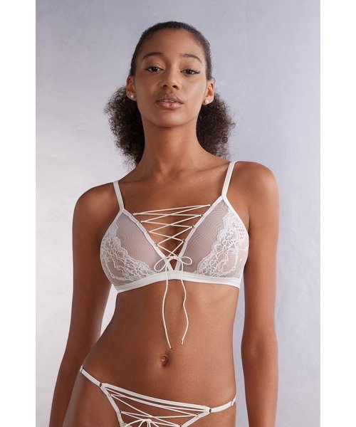 Intimissimi（インティミッシミ）の「Sinful Fantasies トライアングル