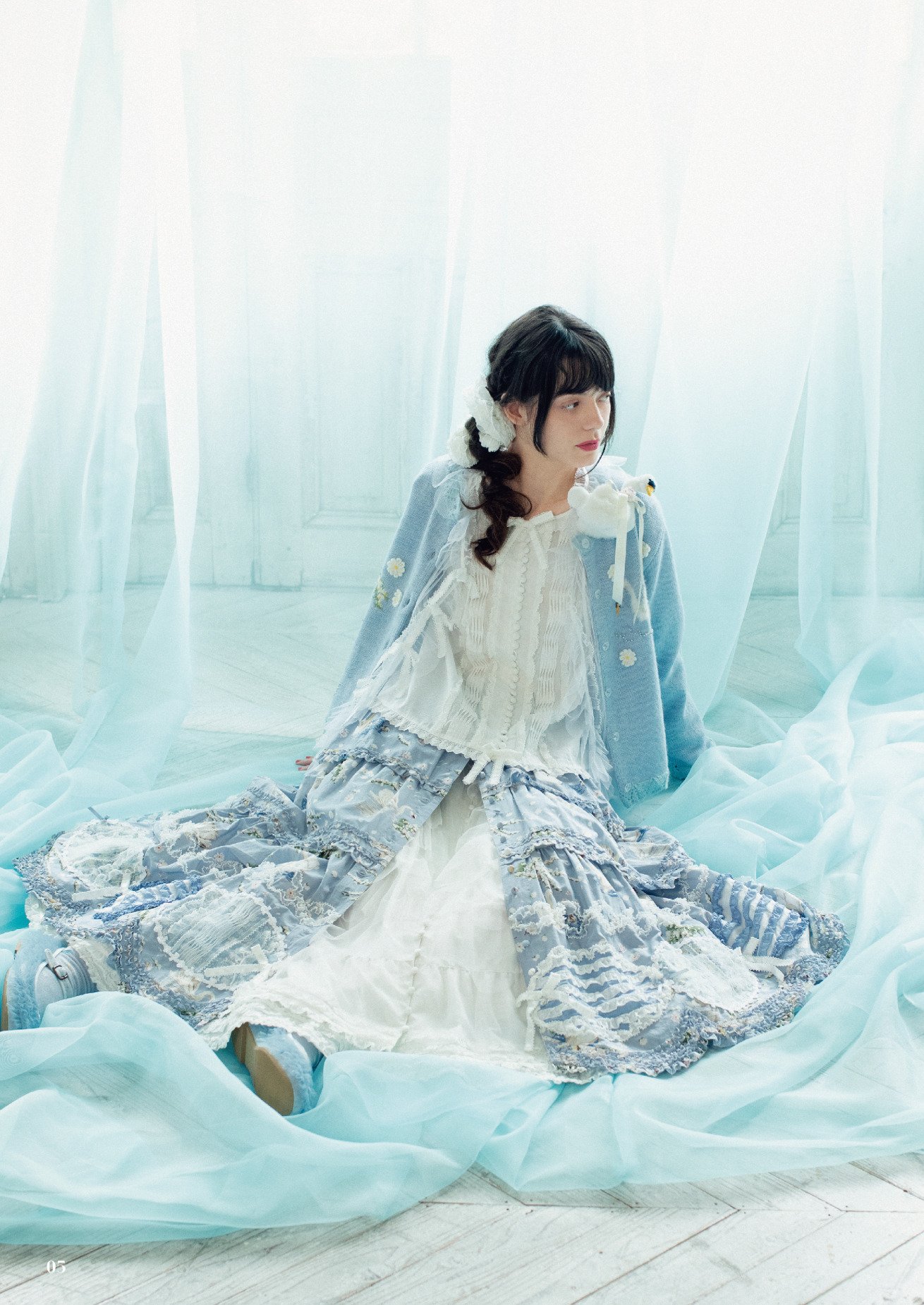 ピンクハウスのPINK HOUSE 2025 Early Springカタログ｜PINK HOUSE