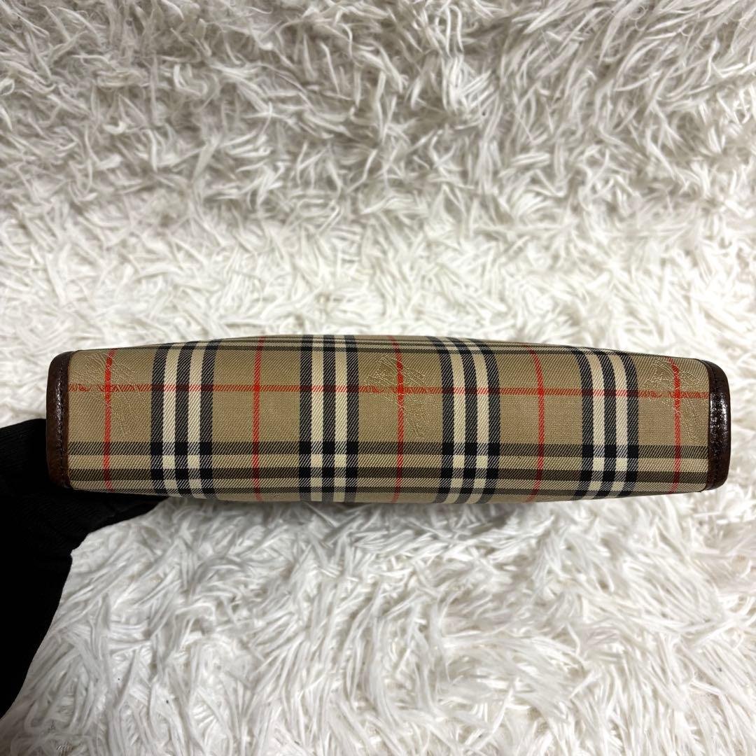 極美品✨バーバリー クラッチバッグ ノバチェック シャドーホース 金